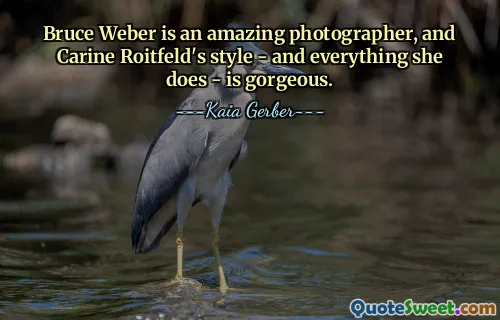 Bruce Weber là một nhiếp ảnh gia tuyệt vời và phong cách của Carine Roitfeld - cũng như mọi thứ cô ấy làm - đều tuyệt đẹp.