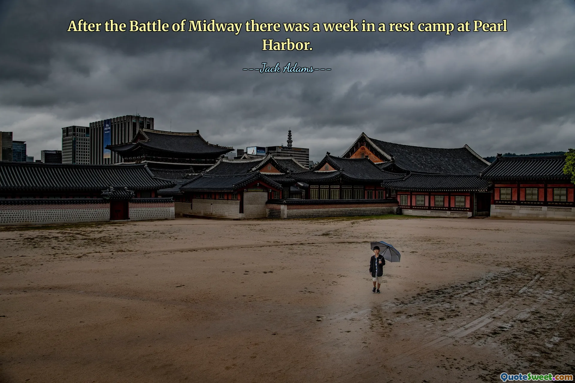 Sau trận Midway có một tuần trong trại nghỉ ngơi ở Trân Châu Cảng.