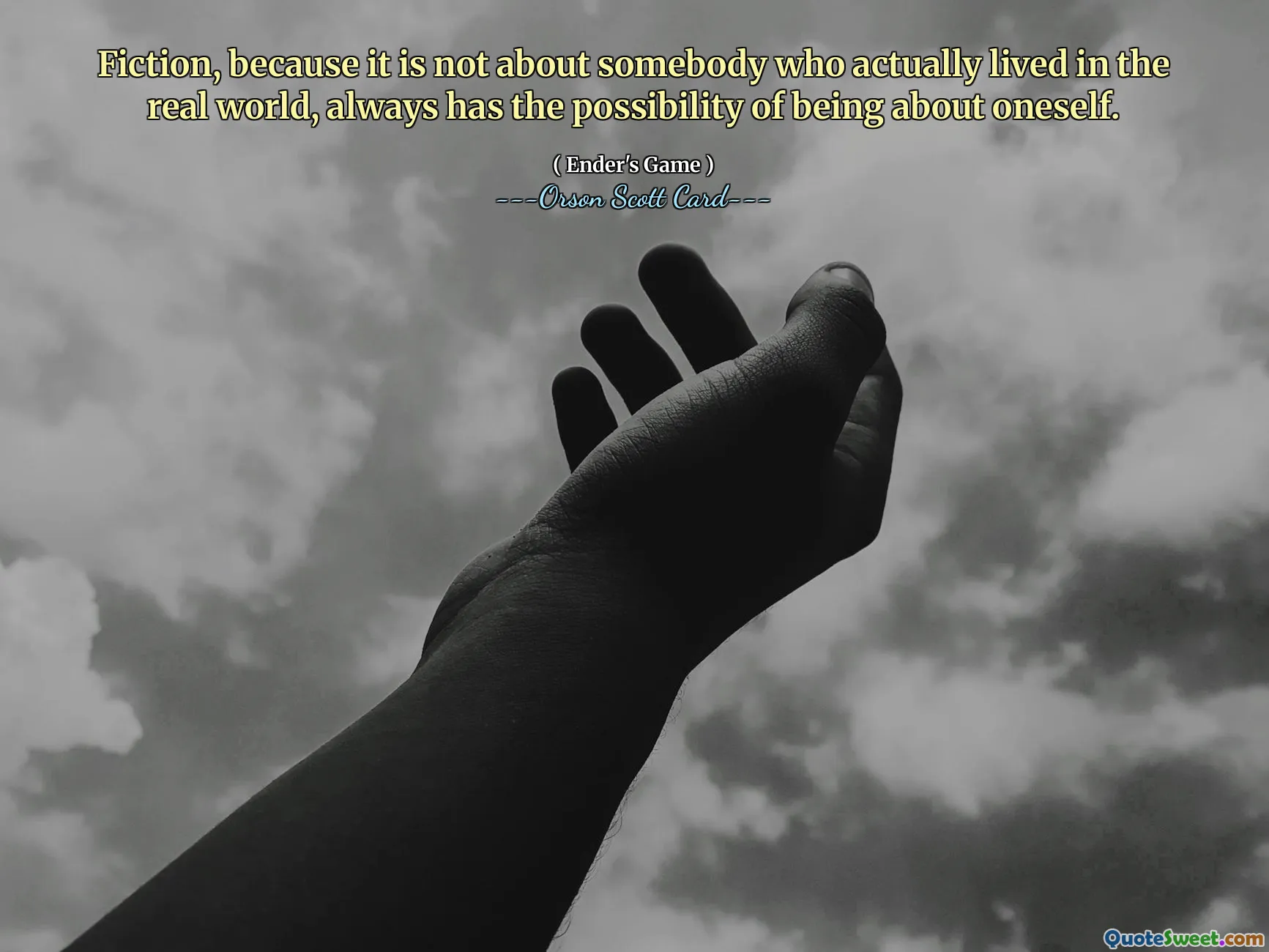 Ficțiunea, pentru că nu este vorba despre cineva care a trăit de fapt în lumea reală, are întotdeauna posibilitatea de a fi despre sine.