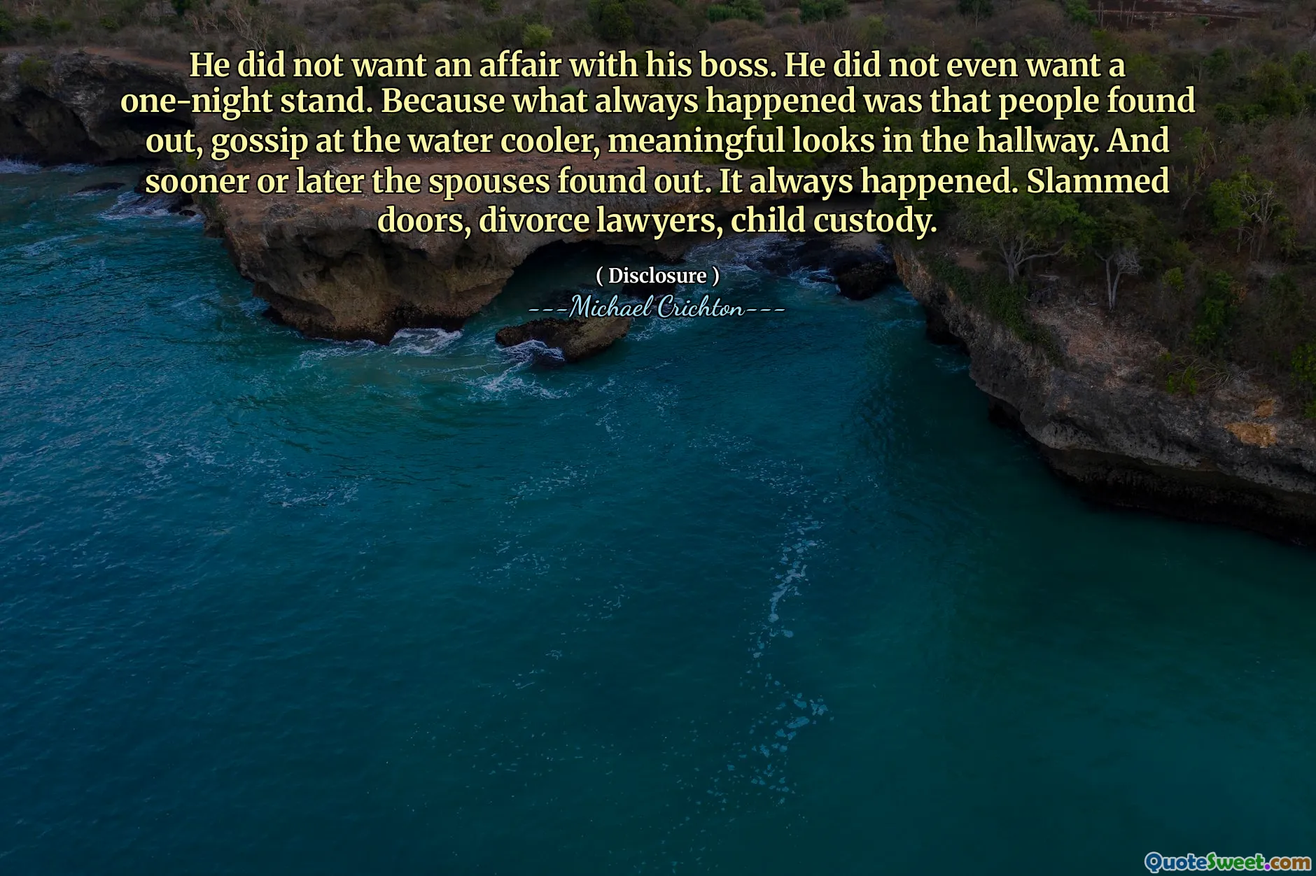 他不想和老板有染。他甚至不想要一个晚上的立场。因为总是发生的事情是人们发现，八卦在水冷却器上，在走廊上有意义。配偶迟早发现。它总是发生。猛击门，离婚律师，儿童监护权。