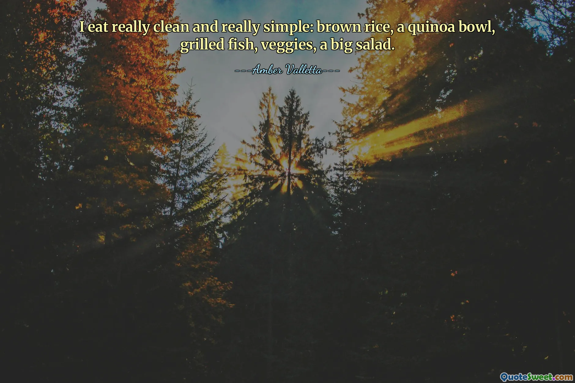 Como muy limpio y muy sencillo: arroz integral, un plato de quinua, pescado a la parrilla, verduras y una ensalada grande.