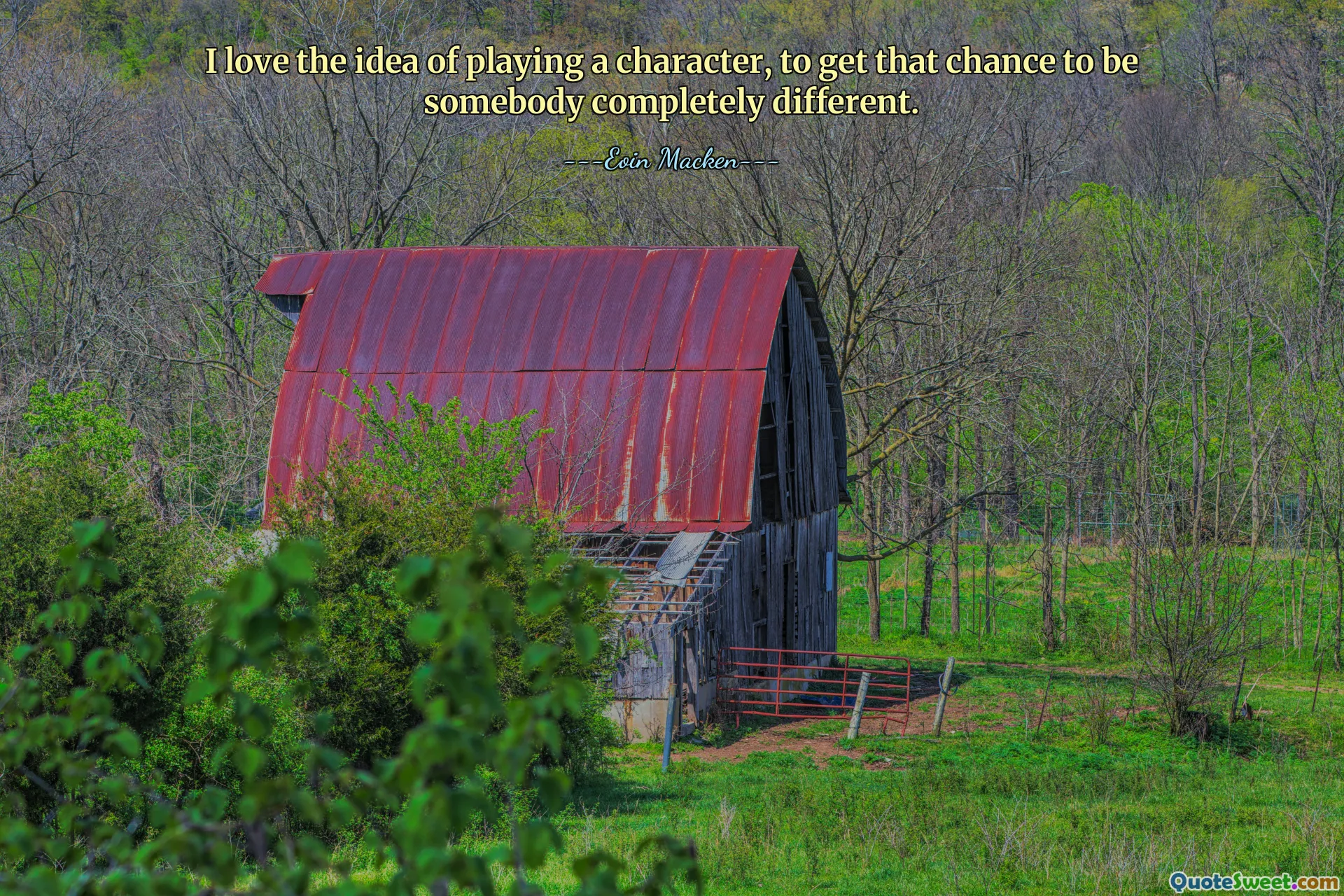 Îmi place ideea de a interpreta un personaj, de a avea șansa de a fi cineva complet diferit.