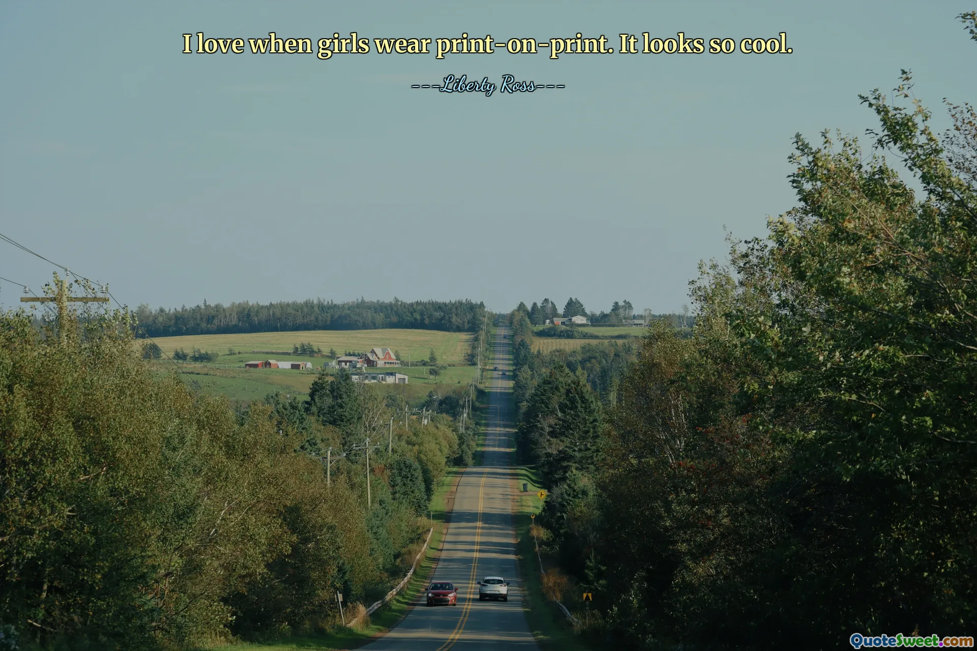 I love when girls wear print-on-print. It looks so cool.