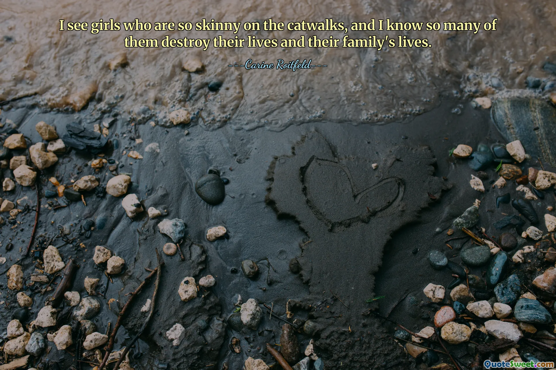 أرى فتيات نحيفات للغاية على منصات العرض، وأعرف أن الكثير منهن يدمرن حياتهن وحياة أسرهن.