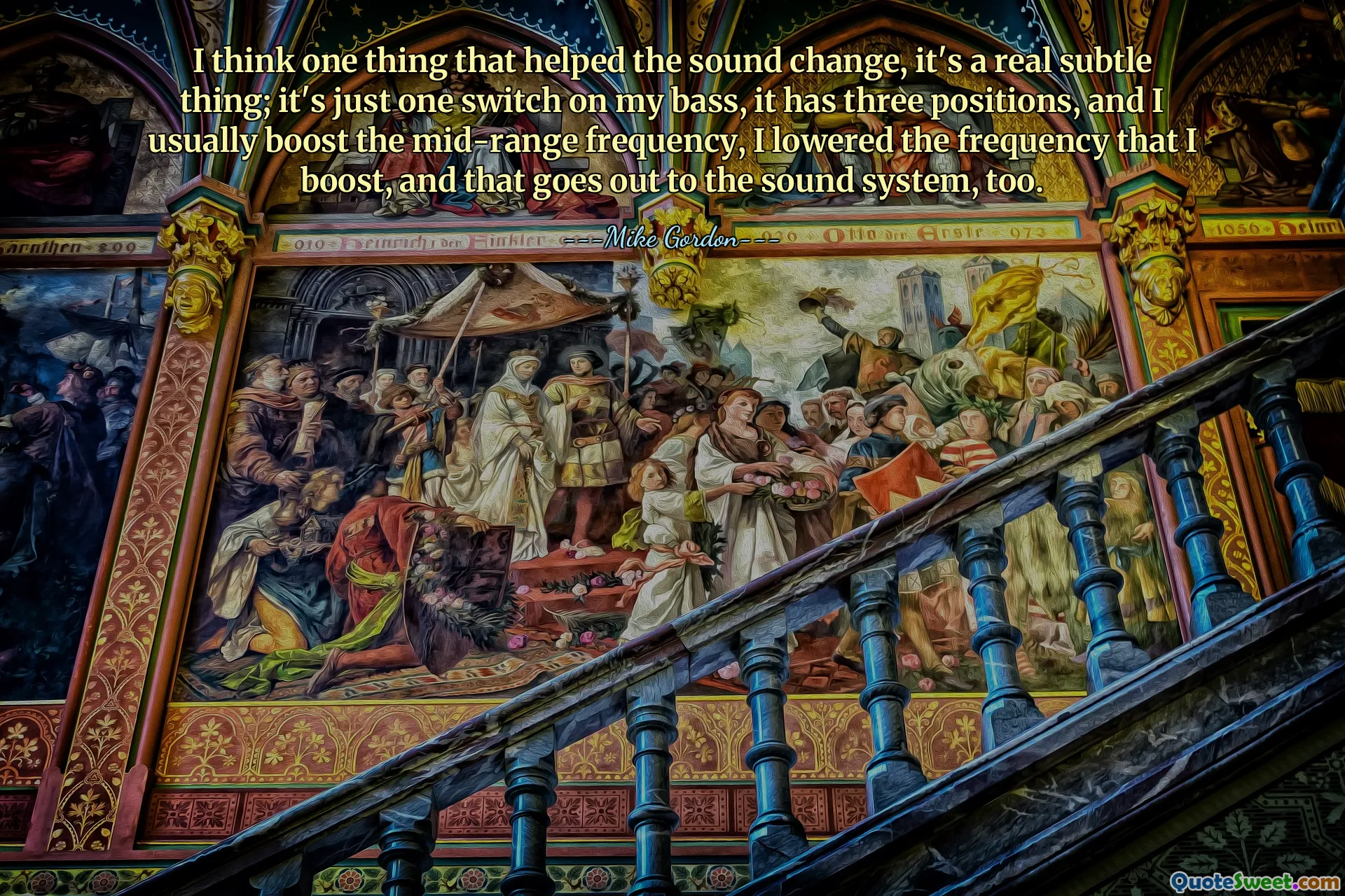 Bence sesin değişmesine yardımcı olan şey, gerçekten incelikli bir şey; basımdaki sadece bir anahtar, üç konumu var ve genellikle orta aralık frekansını yükseltirim, yükselttiğim frekansı düşürürüm ve bu da ses sistemine gider.