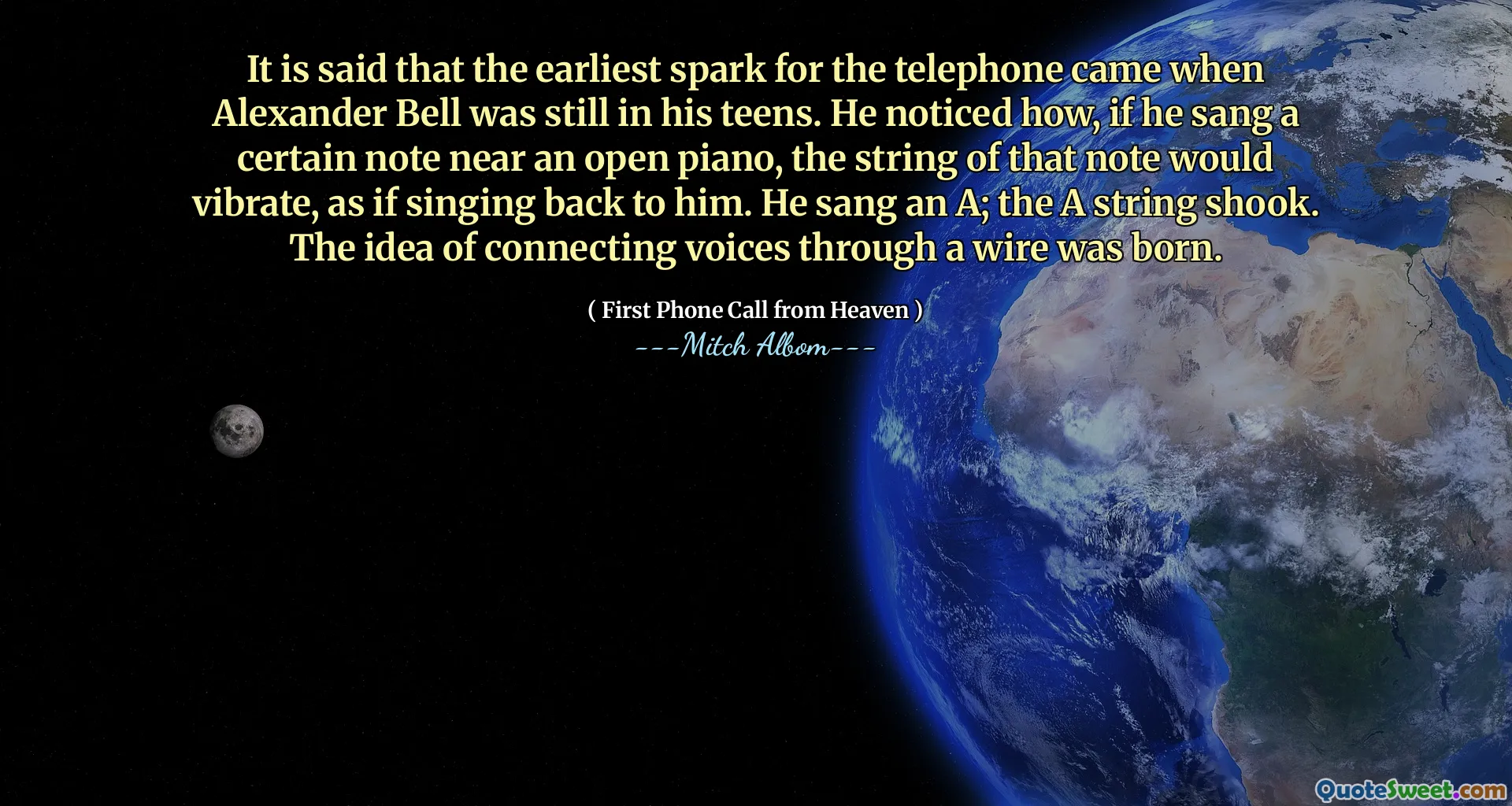 Se dice que la primera chispa para el teléfono llegó cuando Alexander Bell todavía estaba en su adolescencia. Se dio cuenta de cómo, si cantara una cierta nota cerca de un piano abierto, la cadena de esa nota vibraría, como si le devolviera la vuelta. Él cantó un A; La cadena se sacudió. Nació la idea de conectar voces a través de un cable.