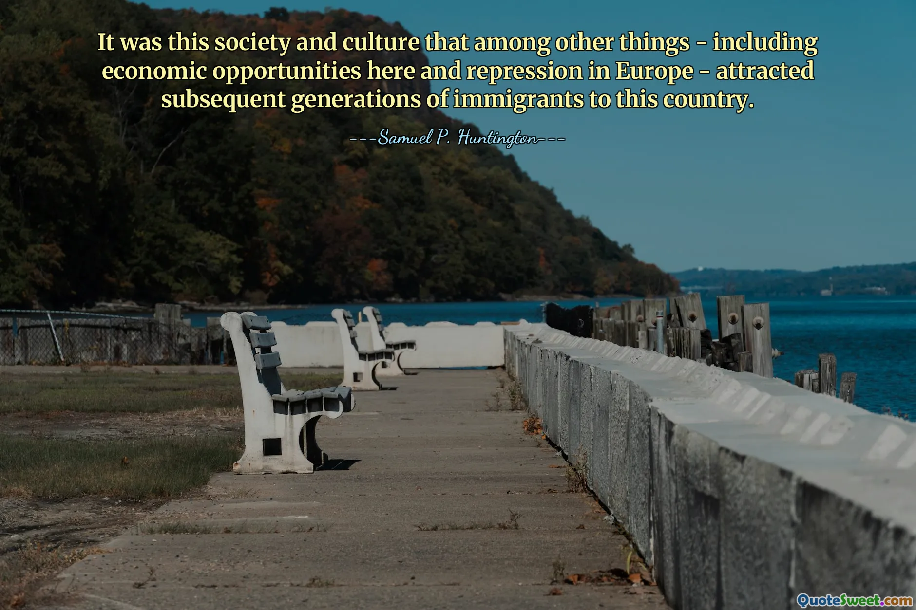 Buradaki ekonomik fırsatlar ve Avrupa'daki baskı da dahil olmak üzere diğer şeylerin yanı sıra, sonraki nesil göçmenleri bu ülkeye çeken de bu toplum ve kültürdü.