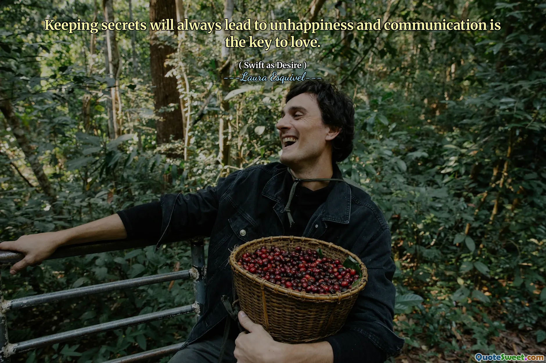 Manter os segredos sempre levará à infelicidade e à comunicação é a chave do amor.