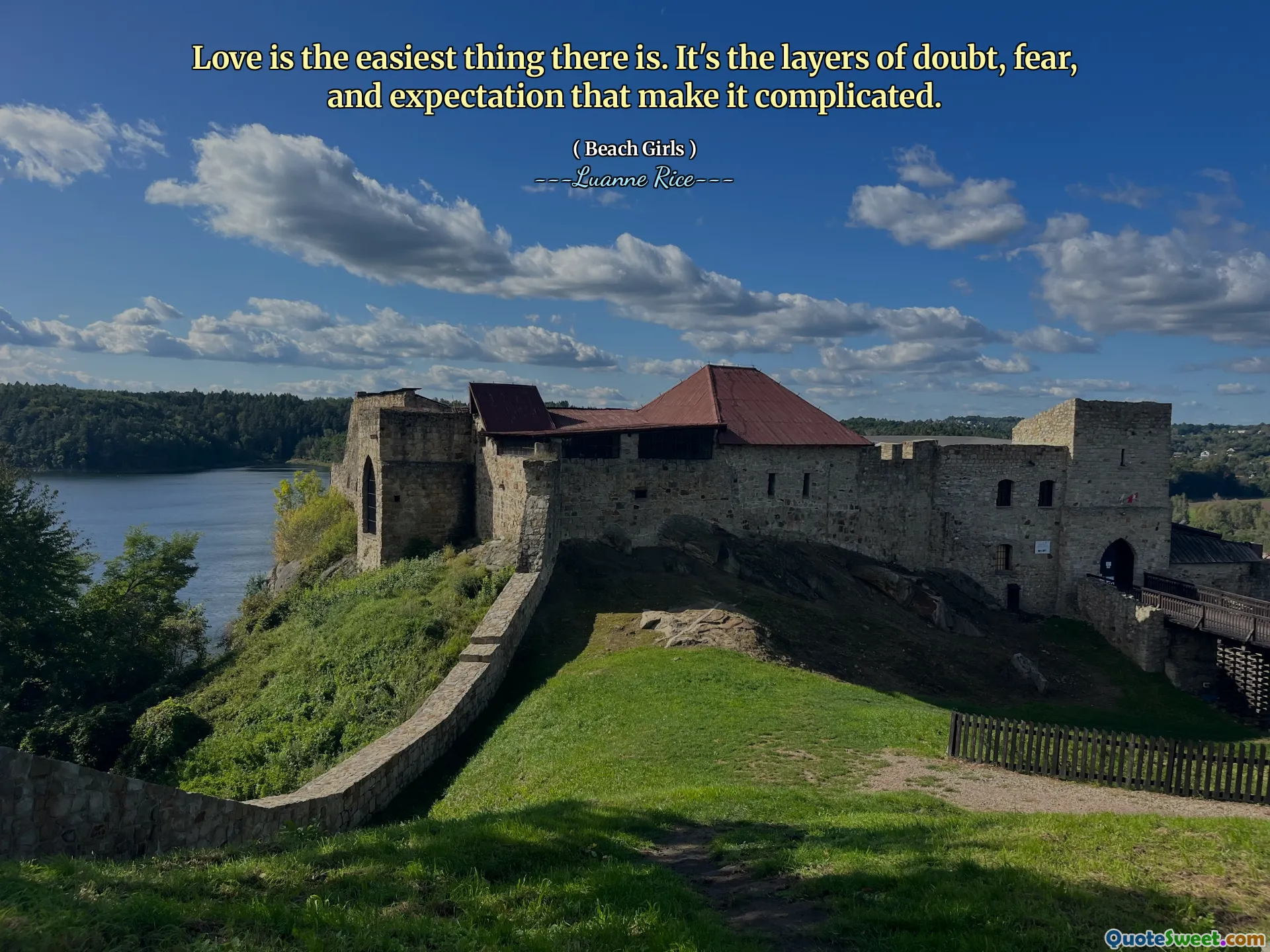 Kjærlighet er det enkleste det er. Det er lagene med tvil, frykt og forventning som gjør det komplisert.