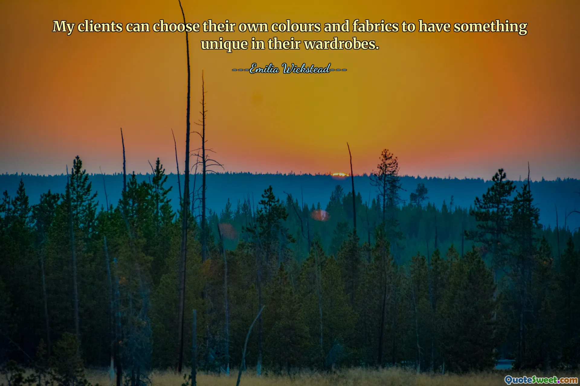 Meus clientes podem escolher suas próprias cores e tecidos para ter algo único em seus guarda-roupas.