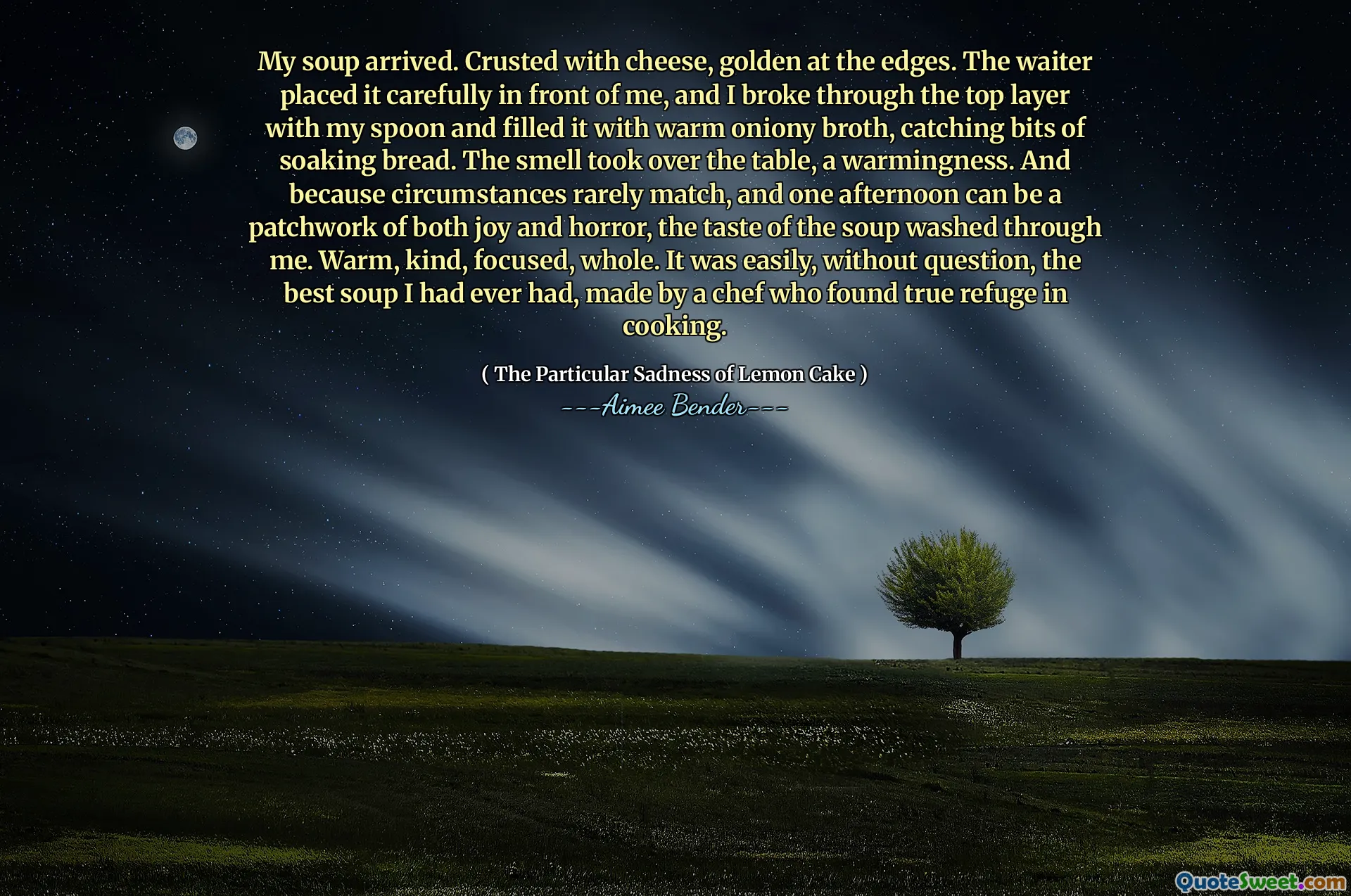 Llegó mi sopa. Arroyed de queso, dorado en los bordes. El camarero lo colocó cuidadosamente frente a mí, y rompí la capa superior con mi cuchara y la llené con caldo de cebolla cálida, atrapando trozos de pan. El olor se apoderó de la mesa, un calentamiento. Y debido a que las circunstancias rara vez coinciden, y una tarde puede ser un mosaico tanto de alegría como de horror, el sabor de la sopa se lavó a través de mí. Cálido, amable, enfocado, entero. Fue fácil, sin duda, la mejor sopa que había tenido, hecha por un chef que encontró un verdadero refugio en la cocina.