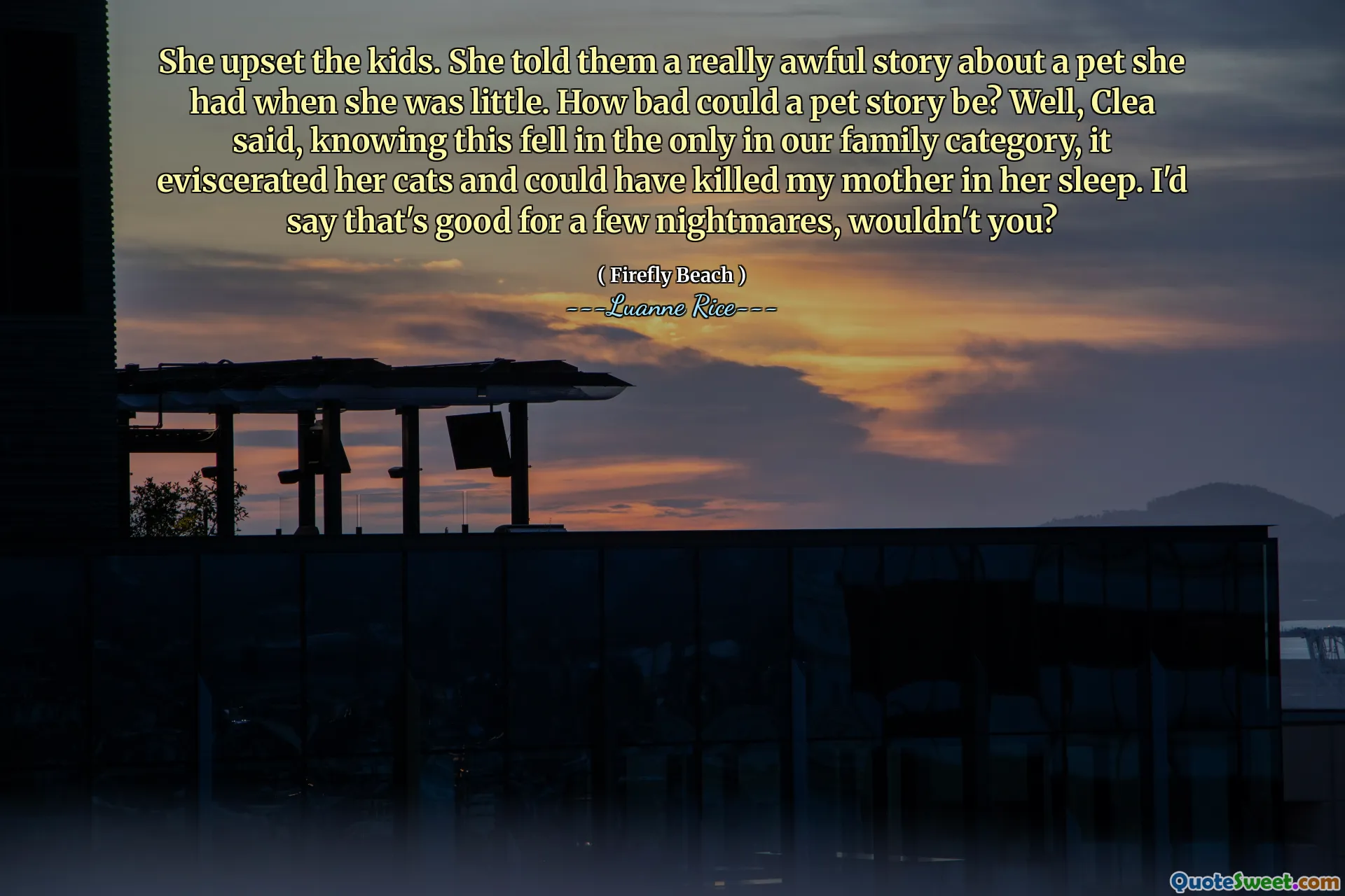 Hun opprørte barna. Hun fortalte dem en virkelig forferdelig historie om et kjæledyr hun hadde da hun var liten. Hvor ille kan en kjæledyrhistorie være? Vel, sa Clea, og visste at dette falt i den eneste i vår familiekategori, det evisceret kattene hennes og kunne ha drept moren min i søvne. Jeg vil si at det er bra for noen få mareritt, ikke sant?