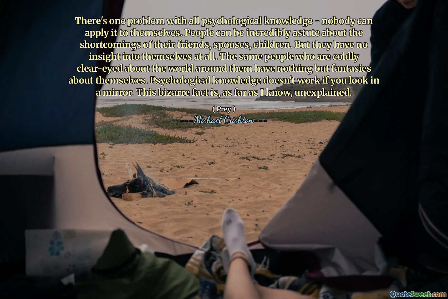 सभी मनोवैज्ञानिक ज्ञान के साथ एक समस्या है - कोई भी इसे खुद पर लागू नहीं कर सकता है। लोग अपने दोस्तों, जीवनसाथी, बच्चों की कमियों के बारे में अविश्वसनीय रूप से आश्चर्यजनक हो सकते हैं। लेकिन उनके पास खुद में कोई अंतर्दृष्टि नहीं है। वही लोग जो अपने आस-पास की दुनिया के बारे में ठंडी तरह से स्पष्ट हैं, उनके पास अपने बारे में कल्पनाओं के अलावा कुछ नहीं है। यदि आप एक दर्पण में देखते हैं तो