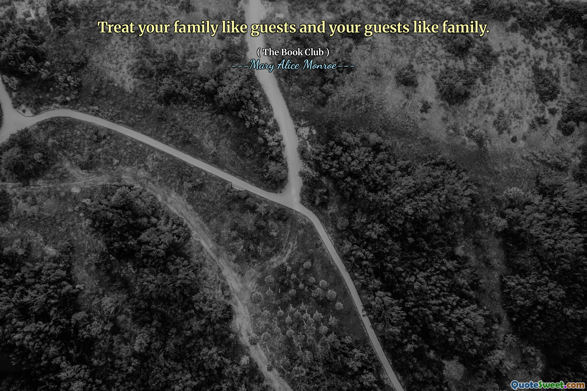 Ailenize misafirler ve misafirlerinize aile gibi davranın.