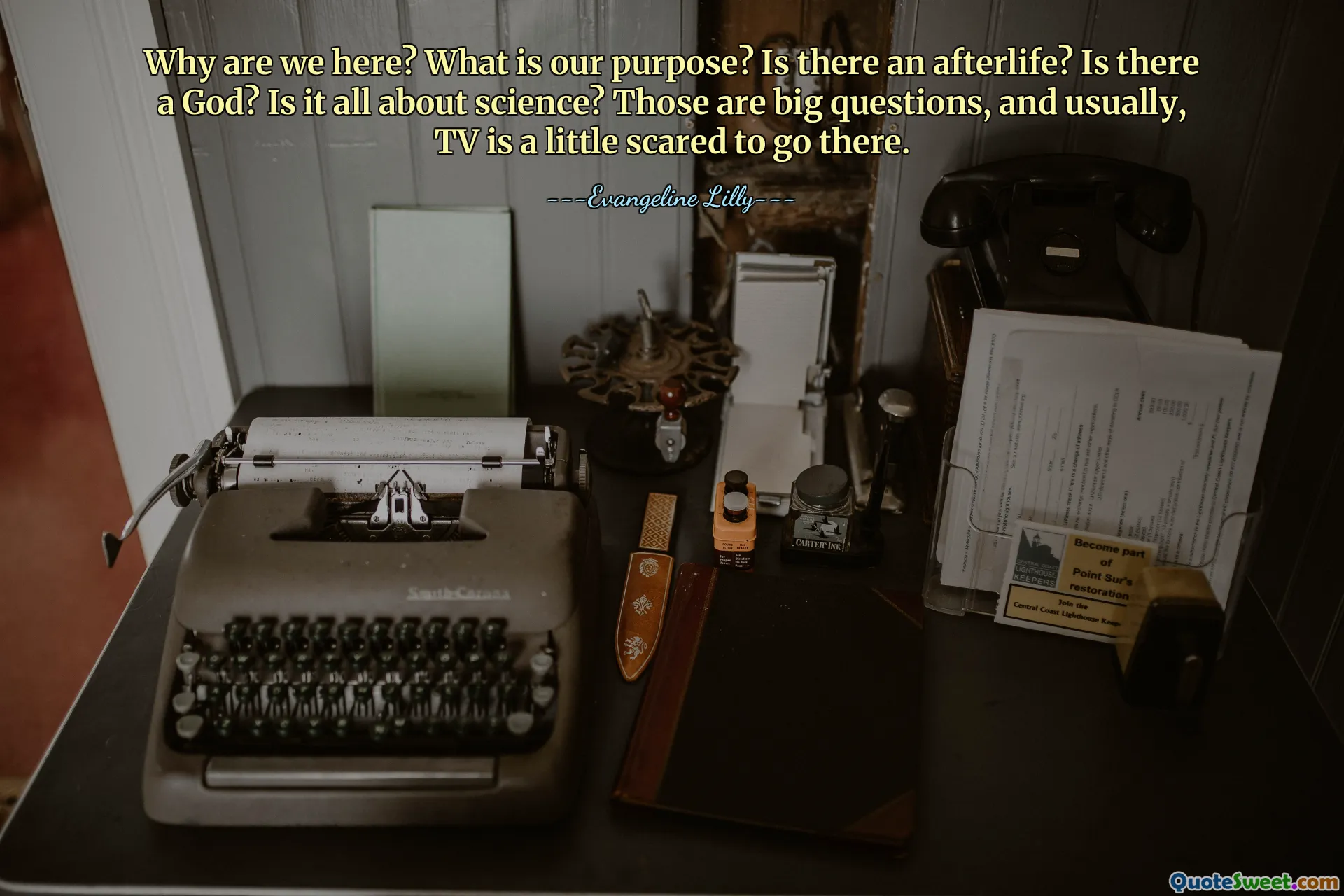 Tại sao chúng ta ở đây? Mục đích của chúng tôi là gì? Có kiếp sau không? Có Chúa không? Có phải tất cả là về khoa học? Đó là những câu hỏi lớn, và thông thường, TV hơi ngại khi đến đó.