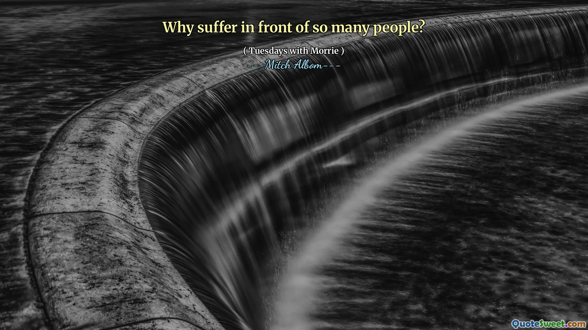 为什么在这么多人面前受苦？