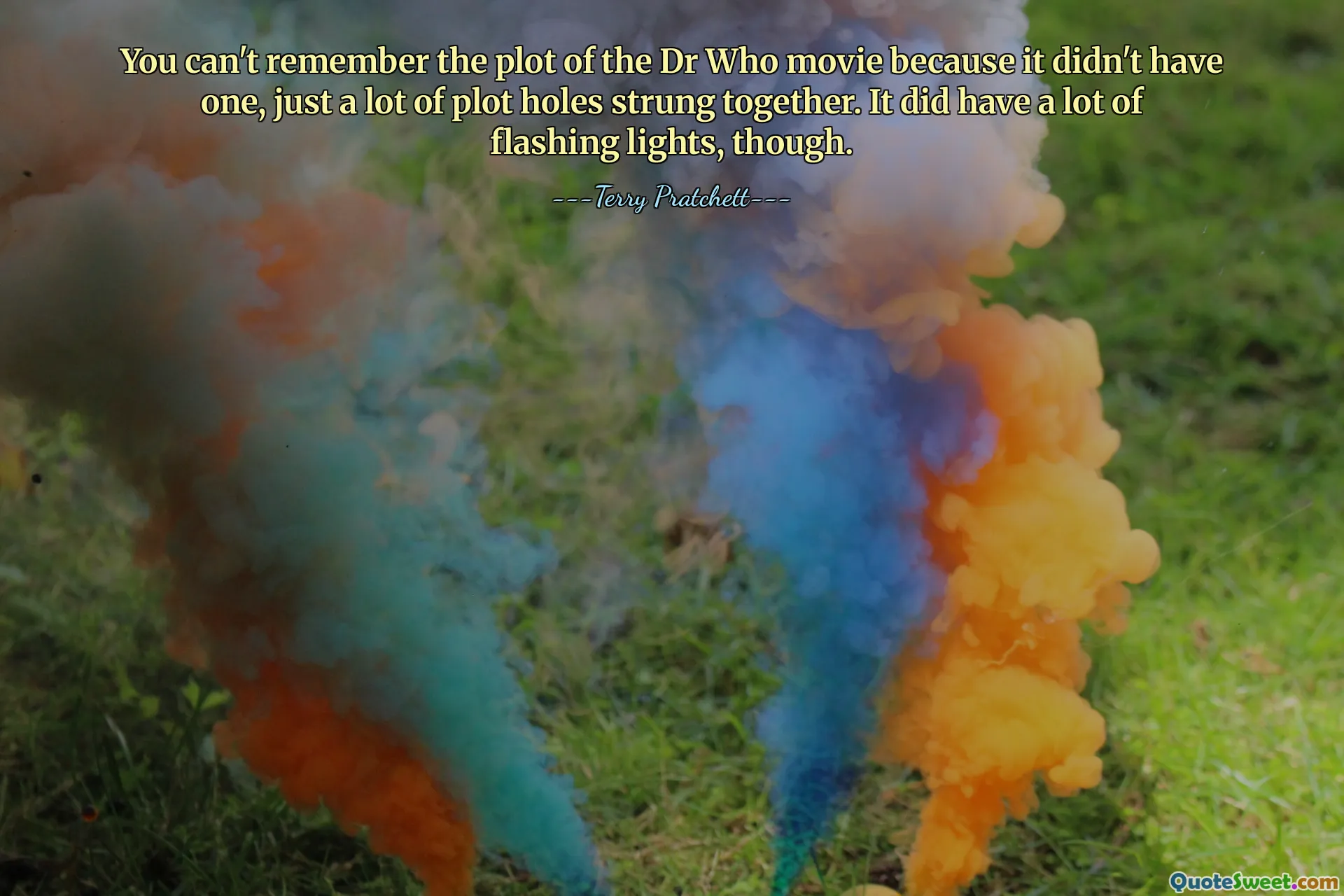 No puedes recordar la trama de la película Dr Who porque no tenía una, solo un montón de agujeros en la trama unidos. Aunque tenía muchas luces intermitentes.