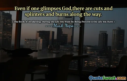 حتى لو لم يلمح الله ، فهناك جروح وحروق وحروق على طول الطريق.