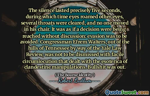 沉默持续了五秒钟，在此期间，眼睛漫游了其他眼睛，清除了几只喉咙，没有人搬到他的椅子上。好像在没有讨论的情况下做出了决定：避免逃避。国会议员埃弗雷姆·沃尔特斯（Efrem Walters）通过耶鲁大学法律审查（Yale Law Review）从田纳西州的山上出发，不应因涉及秘密操纵的埃索斯特（Esoterica）而被驳回。胡说八道。